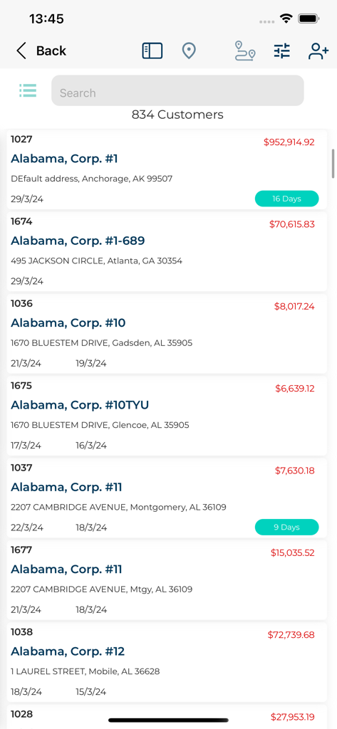 Mobile screen showing a list of customer accounts with addresses and sales balances in the Listaso Van Sales app