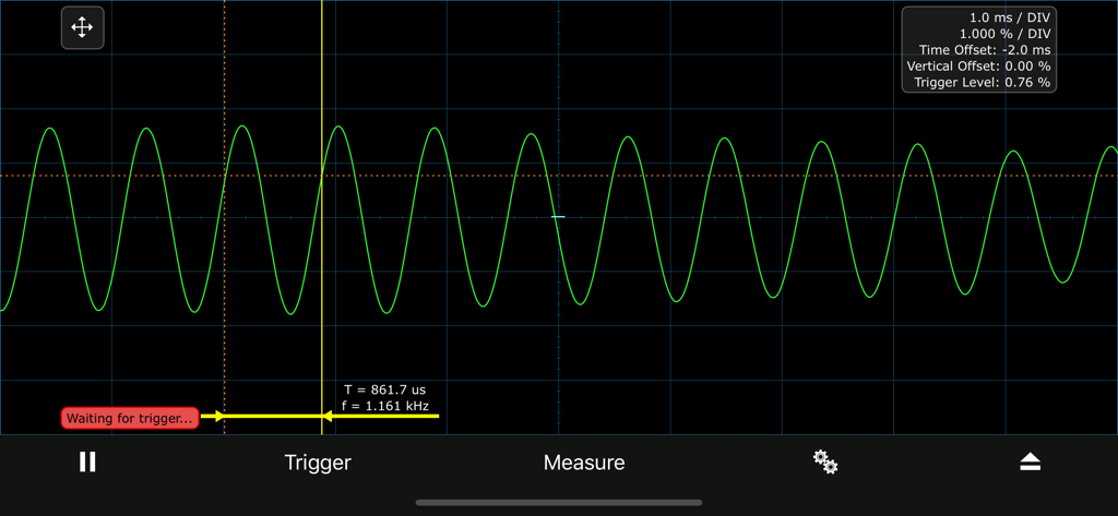 Oscilloscope interface in the Oscilyzer app displaying a green sine wave with real time frequency measurements
