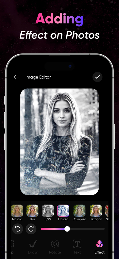 Interfaz de aplicación móvil para Mosaic Blur Photo Maker mostrando opciones de efectos artísticos en una foto de retrato