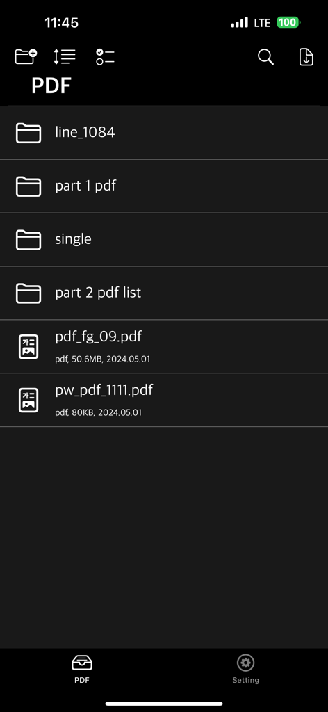 WatchPDF - Interfaccia dell'app iPhone WatchPDF che mostra un elenco di cartelle e documenti PDF da trasferire su Apple Watch.