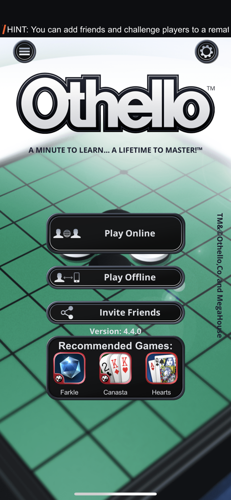 Menú principal de la aplicación del juego oficial Othello que muestra las opciones de juego online y offline sobre un fondo de tablero verde