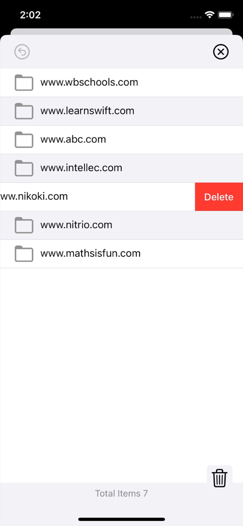 Library view of Images Crawler app showing image folders organized by website domain with a delete action.