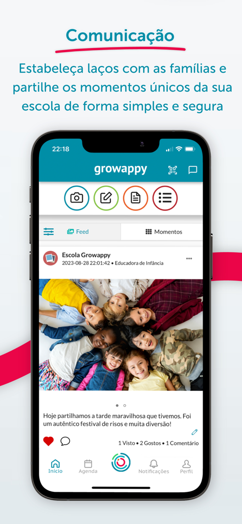 Growappy - Interfaz de la aplicación Growappy que muestra un feed de red social escolar privada con una foto de niños.