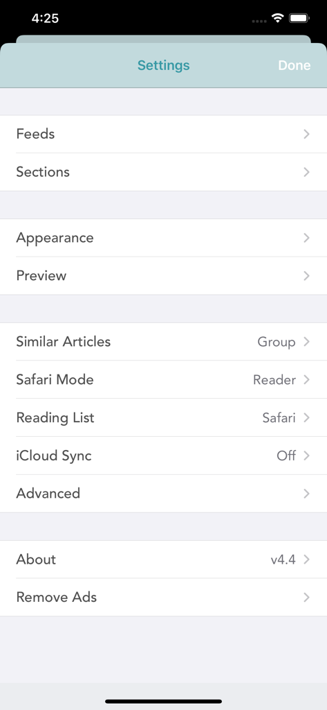 Menú de configuración de la aplicación NewsFlash que muestra opciones de configuración para feeds de noticias y agrupación de artículos