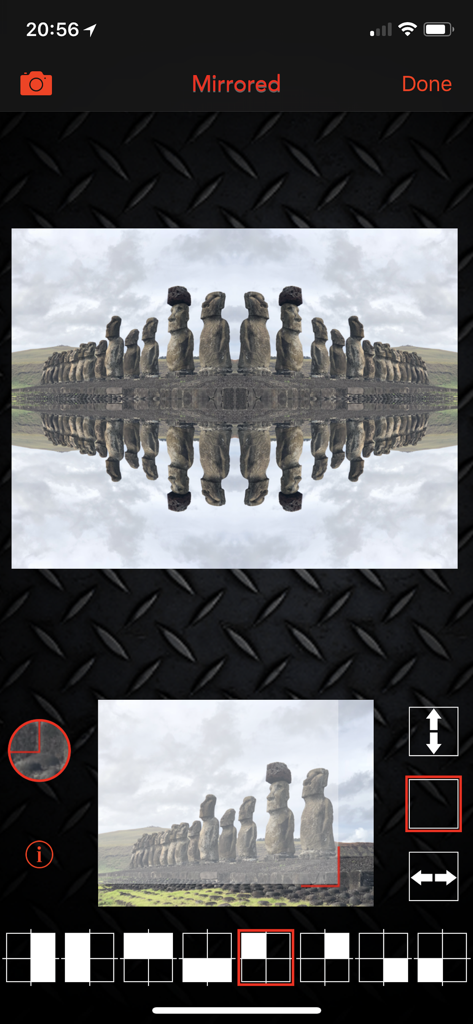 Captura de pantalla de la aplicación Mirrored creando un efecto caleidoscópico simétrico en una foto de estatuas Moai.