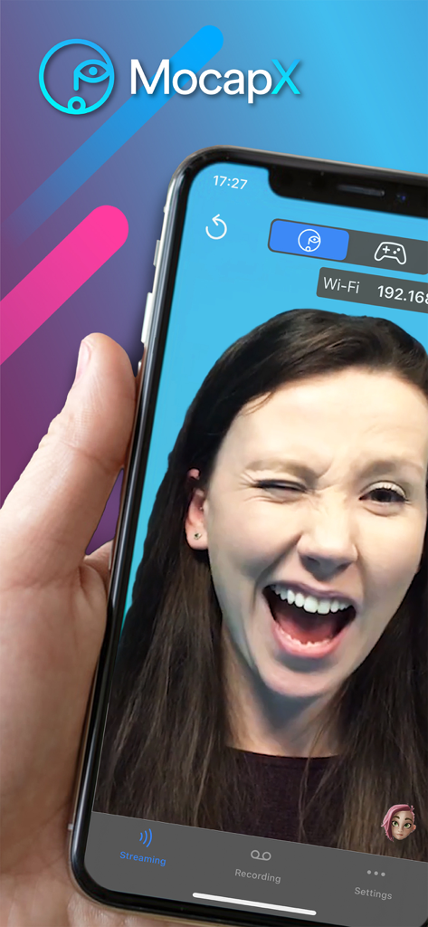 Una mujer realizando una expresión facial para captura de movimiento en la interfaz de la aplicación MocapX en un iPhone.