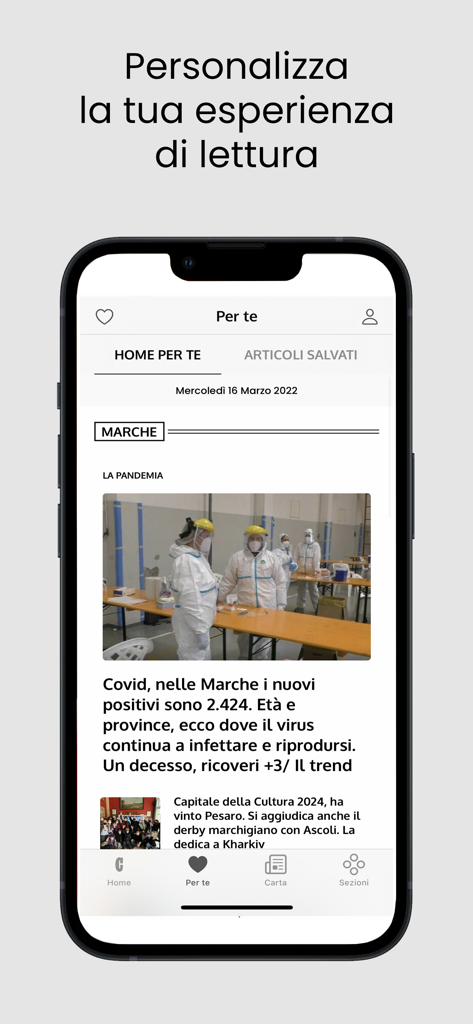 Uno smartphone che mostra un feed di notizie personalizzato dalla regione Marche sull'app Corriere Adriatico Mobile.