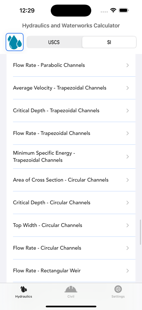 Hydraulics and Waterworks Calc - Interface principale de l'application Calcul Hydraulique et Hydraulique Urbaine listant diverses formules d'ingénierie pour les canaux et les conduites