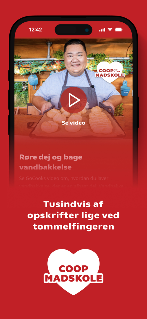 GoCookアプリの画面には、シェフがビデオチュートリアルを通じてペストリーの焼き方を教えている様子が表示されています