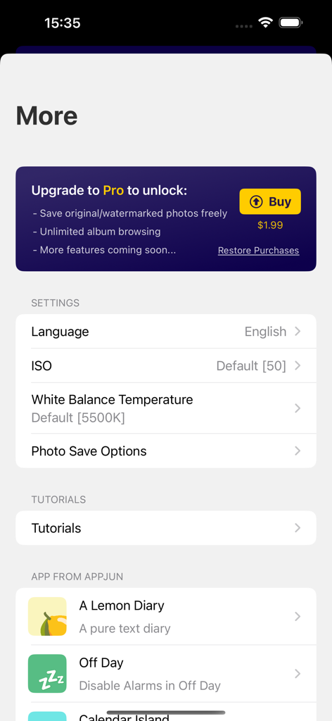 ISO 및 화이트 밸런스 수동 제어와 Pro 업그레이드 옵션이 있는 moontake 앱의 설정 화면