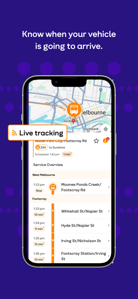 La interfaz de la aplicación Public Transport Victoria muestra el seguimiento de vehículos en vivo y los horarios de llegada programados en un mapa de Melbourne