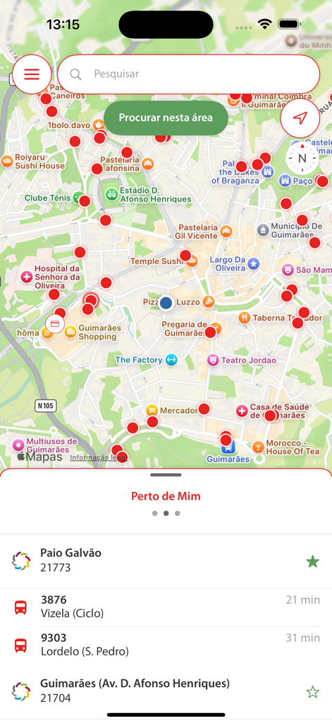 Map view of the Ave Mobilidade app showing bus stop locations and real-time transit schedules.
