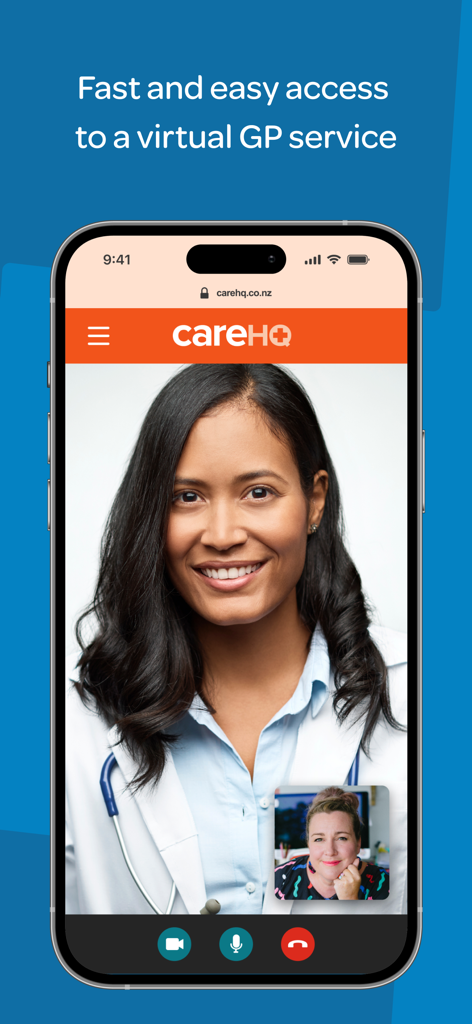 Um smartphone exibindo uma consulta médica virtual através do serviço CareHQ