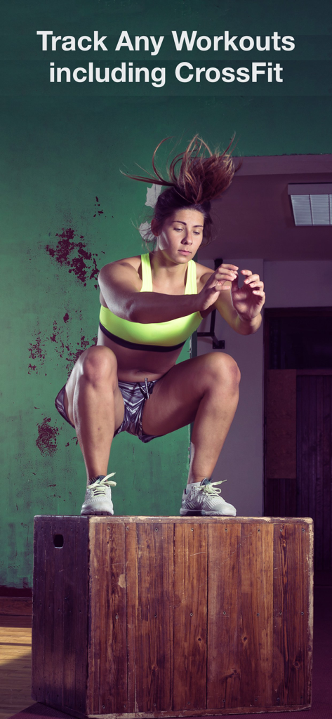 Gymatic Workout Tracker - Una mujer haciendo un salto al cajón durante un entrenamiento de CrossFit para ilustrar el seguimiento de ejercicios de Gymatic