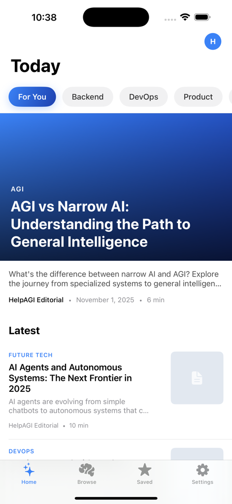 인공 지능 기사 및 탐색 카테고리를 표시하는 HelpAGI 앱 홈 화면