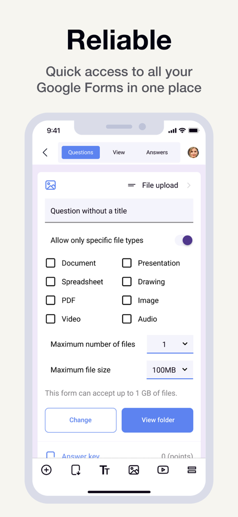 iPhone-Bildschirm, der die Konfiguration einer Datei-Upload-Frage in einer Google Forms Mobile App zeigt.