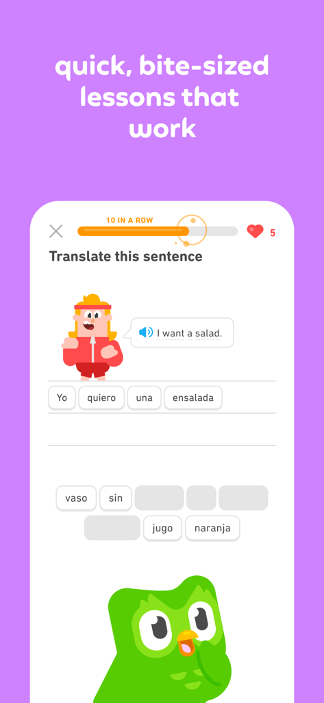 캐릭터 일러스트와 진행률 추적이 포함된 스페인어 번역 수업을 보여주는 Duolingo 모바일 앱 인터페이스