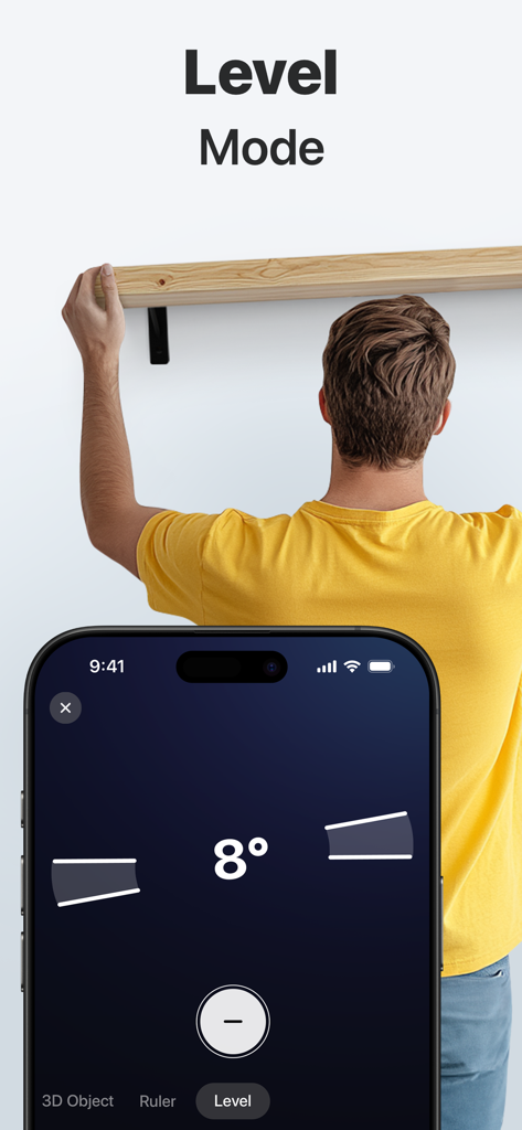 3D Snap: LiDAR Scanner & Ruler - 사람이 3D Snap 레벨 도구를 사용하여 벽에 나무 선반을 정렬하는 모습