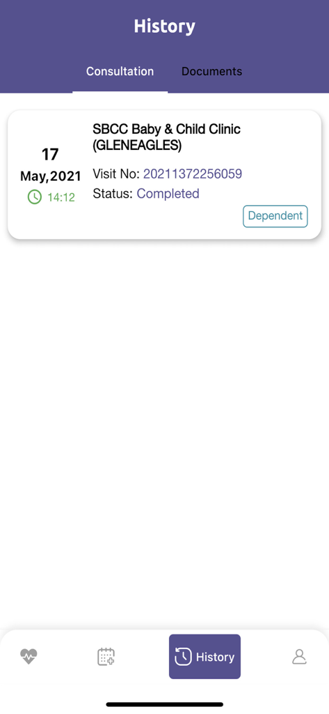 Healthway Medicalアプリの相談履歴画面。SBCC Baby and Child Clinicへの完了した訪問が表示されています。