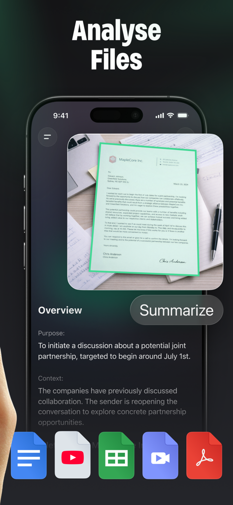 Écran de smartphone montrant l'application ChatGO analysant un document et générant un résumé IA.