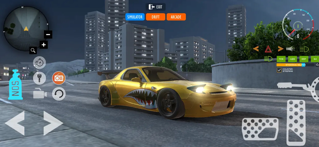 Extreme Car Driving Max Drift - Un coche deportivo personalizado amarillo con adhesivos de tiburón en un entorno de ciudad nocturno del juego Extreme Car Driving Max Drift.