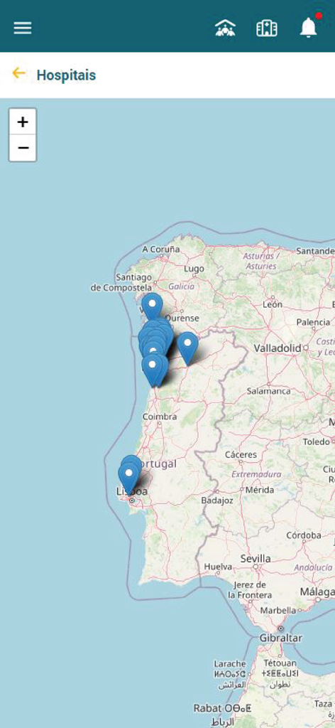 Une carte du Portugal dans l'application Trofa Saúde montrant diverses localisations d'hôpitaux marquées par des épingles bleues.