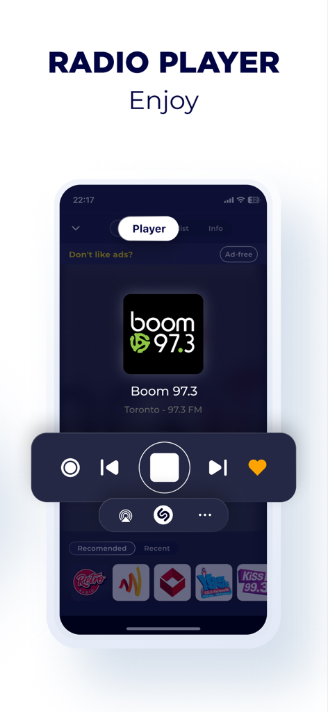 Pantalla del reproductor de radio que muestra la estación Boom 97.3 Toronto y los controles de música