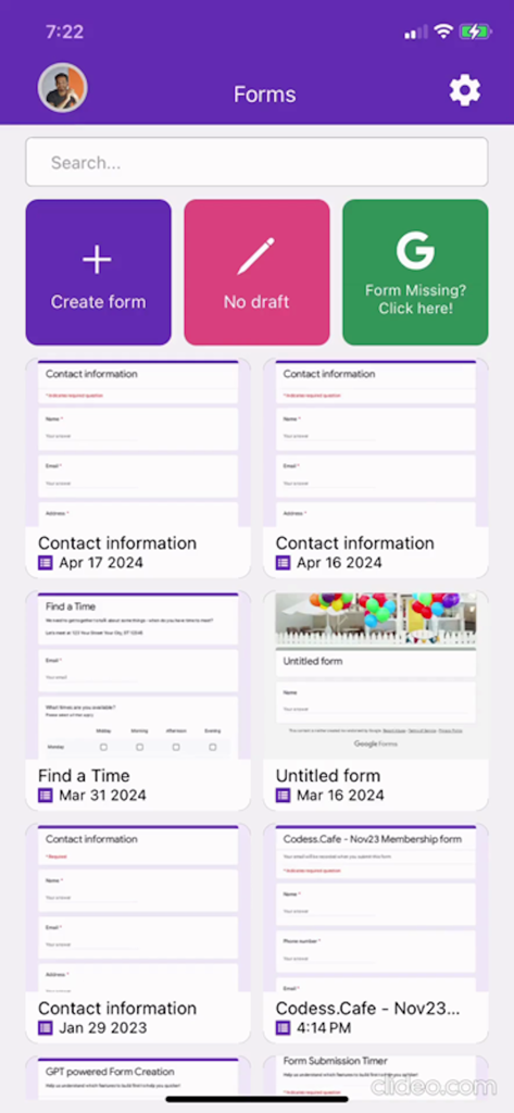 Painel do aplicativo Formulários para Google Forms no iPhone mostrando pesquisas recentes e uma opção para criar formulário