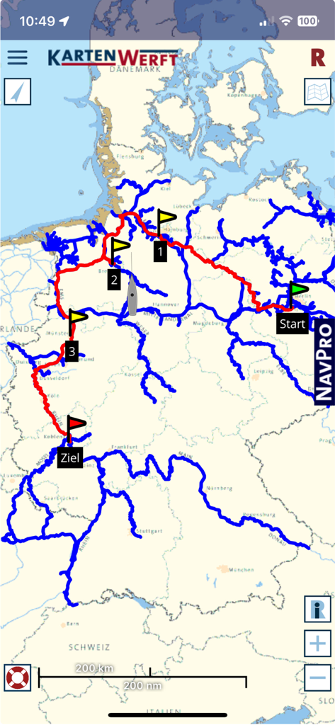 KartenWerft NavGo 2.0 - Digital nautical map showing a planned boat route across German inland waterways
