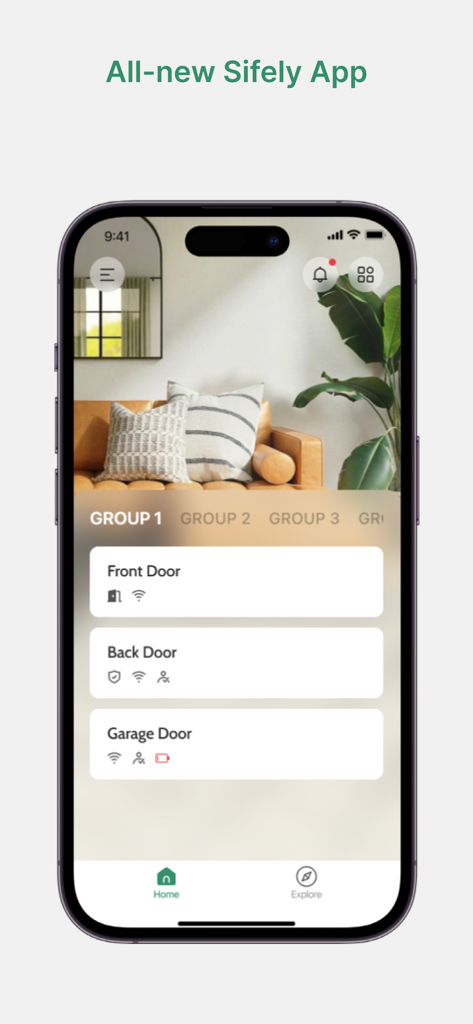 Sifely Smart Lock - Pantalla principal de la aplicación Sifely mostrando un panel para cerraduras de puertas delanteras, traseras y de garaje