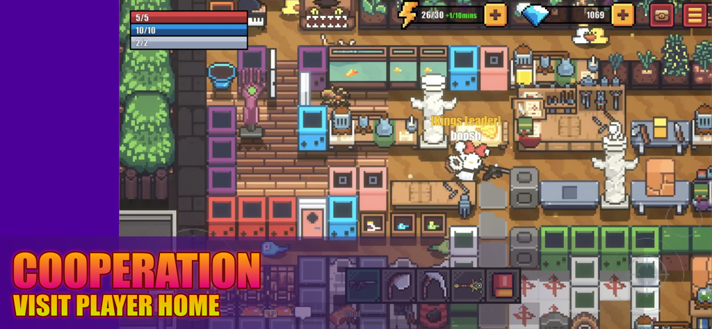 Uno screenshot 2D pixel art di Shooting Survival che mostra la funzione sociale di visita della casa del giocatore con vari mobili e stazioni di creazione