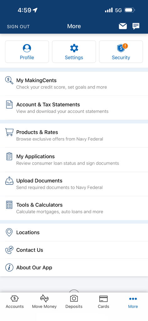 Navy Federal Credit Union - Interfaccia dell'app Navy Federal Credit Union che mostra il menu Altro con opzioni per le impostazioni del profilo, la sicurezza e gli strumenti finanziari
