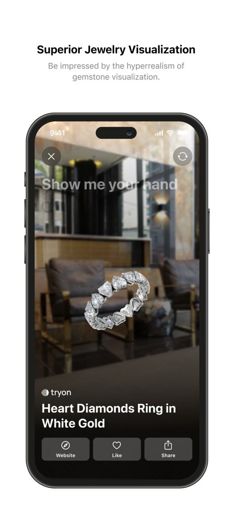 Visualisation hyperréaliste en réalité augmentée d'une bague en diamant cœur en or blanc dans l'application Essayage Virtuel.