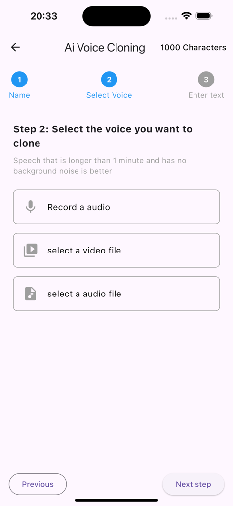 Interfaz de la aplicación Clonación de Voz que muestra el segundo paso para seleccionar una fuente de voz grabando audio o seleccionando un archivo.