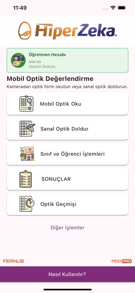 Hiper Zeka Optik Okuma - El panel principal de la aplicación Hiper Zeka Optik Okuma que muestra varias herramientas para profesores como escaneo óptico móvil y resultados de estudiantes.