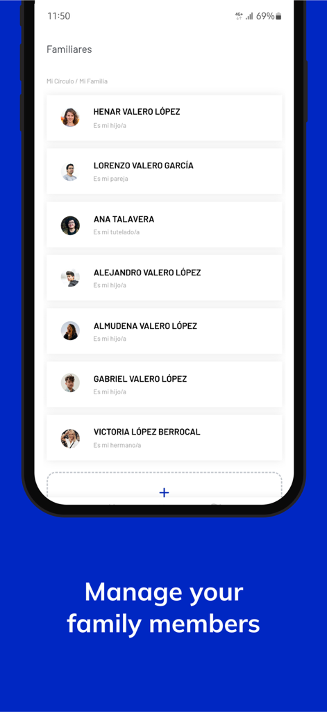 Um smartphone exibindo a tela de gerenciamento de membros da família do aplicativo de saúde Vithas