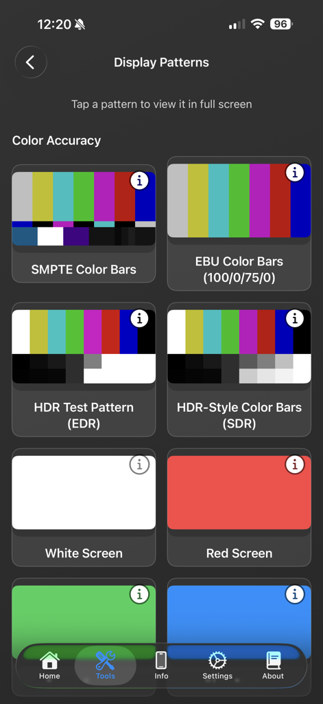 Tela de padrões de exibição do Lirum Device Info 2 para testar a precisão das cores e a calibração da tela.