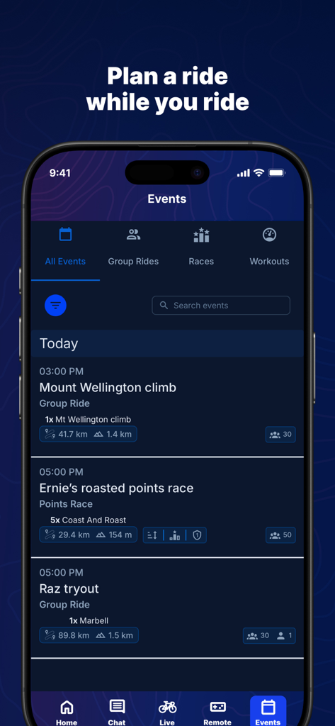 Captura de pantalla de la aplicación TrainingPeaks Hub que muestra una lista de eventos de ciclismo virtual programados, incluyendo salidas en grupo y carreras.