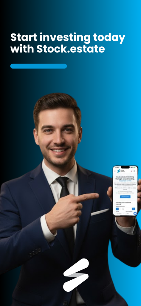 stock.estate - Un uomo in giacca e cravatta che tiene in mano un telefono mostrando l'interfaccia dell'app di investimento stock.estate.