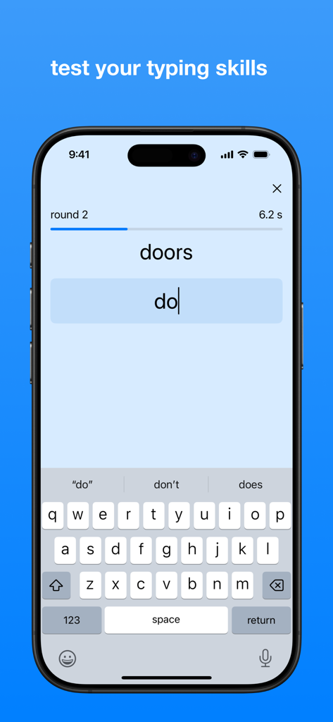 Qwerty - Typing Races - スマートフォンのQwertyタイピングレースゲームインターフェース