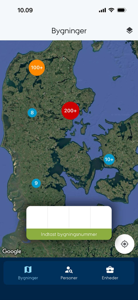 AU Find - Interactive satellite map showing university building locations and clusters across Denmark in the AU Find app