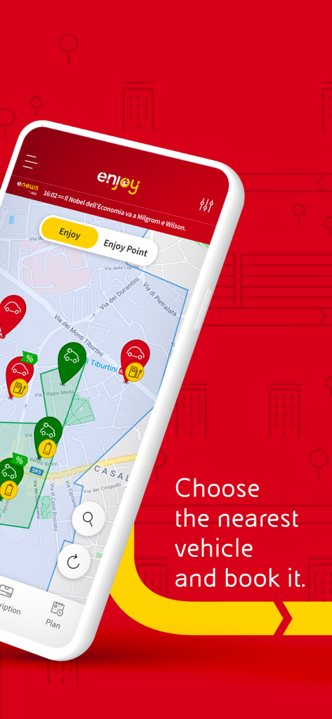 Interfaccia dell'app Enjoy che mostra le auto disponibili su una mappa della città per la prenotazione