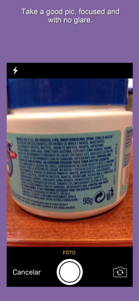 Ingred - Camera interface of the Ingred app taking a photo of an ingredient label on a product jar