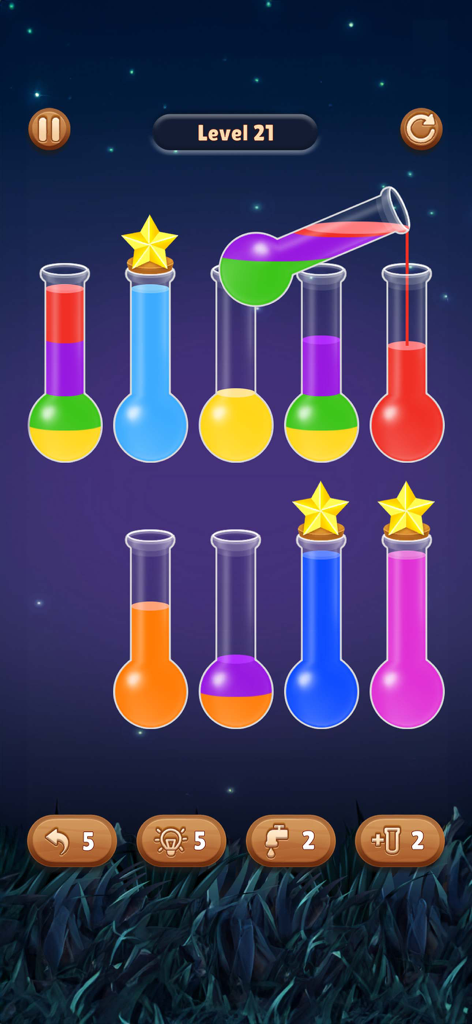 Color Water Sort Wooden Puzzle - Captura de pantalla del juego de Rompecabezas de Madera para Ordenar Agua que muestra líquido de color siendo vertido entre viales de vidrio para ordenarlos.