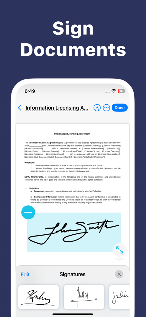 Utente che applica una firma digitale a un accordo di licenza di informazioni su un'app mobile
