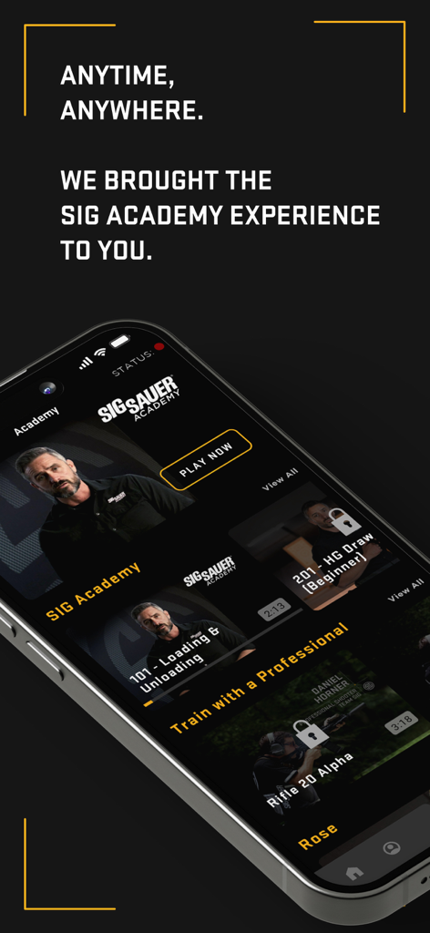 La pantalla de entrenamiento de SIG Academy en la aplicación SIG CONNECT con videos de instrucción de tiro profesional.