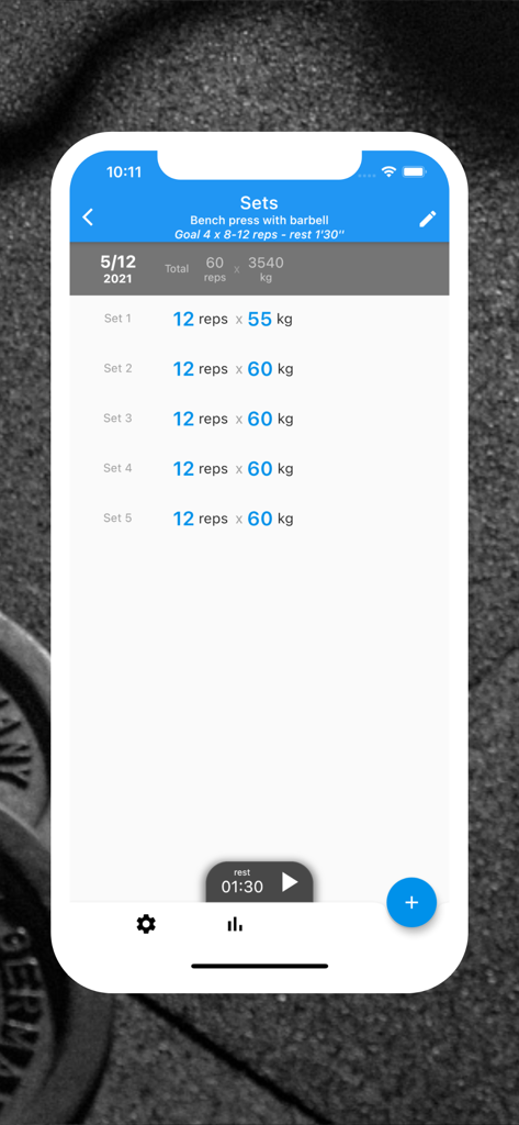 Carnet de Musculation - My Workout Log 앱 인터페이스로, 벤치 프레스 운동에 대한 추적된 세트와 무게를 보여줍니다.