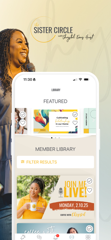 The Sister Circle Online - Pantalla de la biblioteca de la aplicación móvil The Sister Circle Online con Chrystal Evans Hurst y contenido sobre estilo de vida cristiano