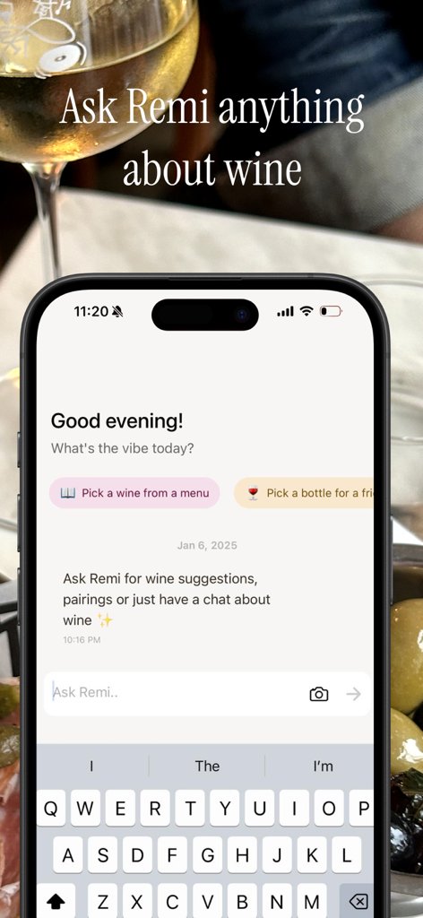 Remi: Wine for Fun People - ワインのおすすめオプションと挨拶を表示するレミアプリのモバイルチャットインターフェース。