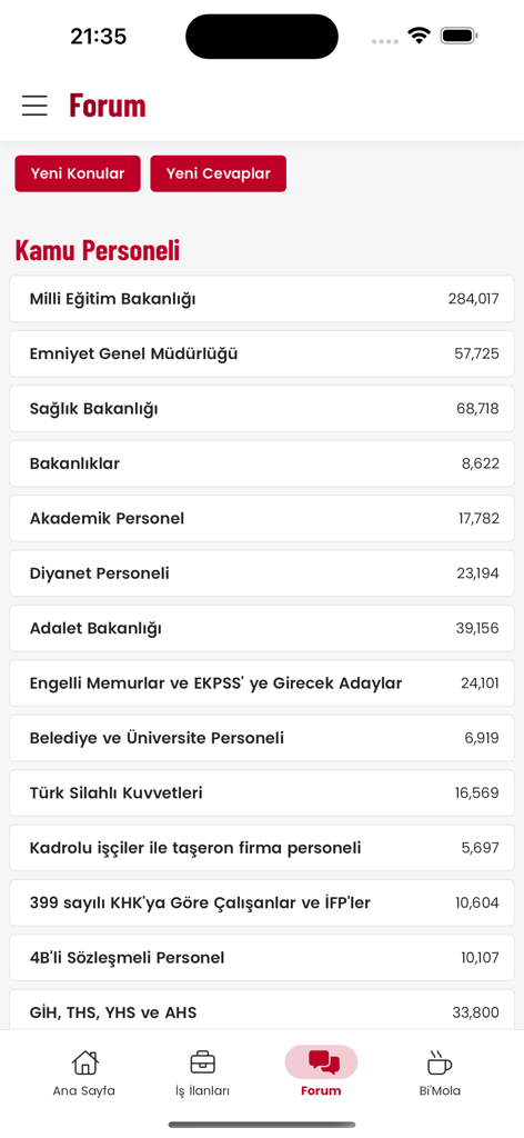 Écran du forum de l'application Memurlar.net montrant les catégories de discussion pour divers ministères turcs et postes du secteur public